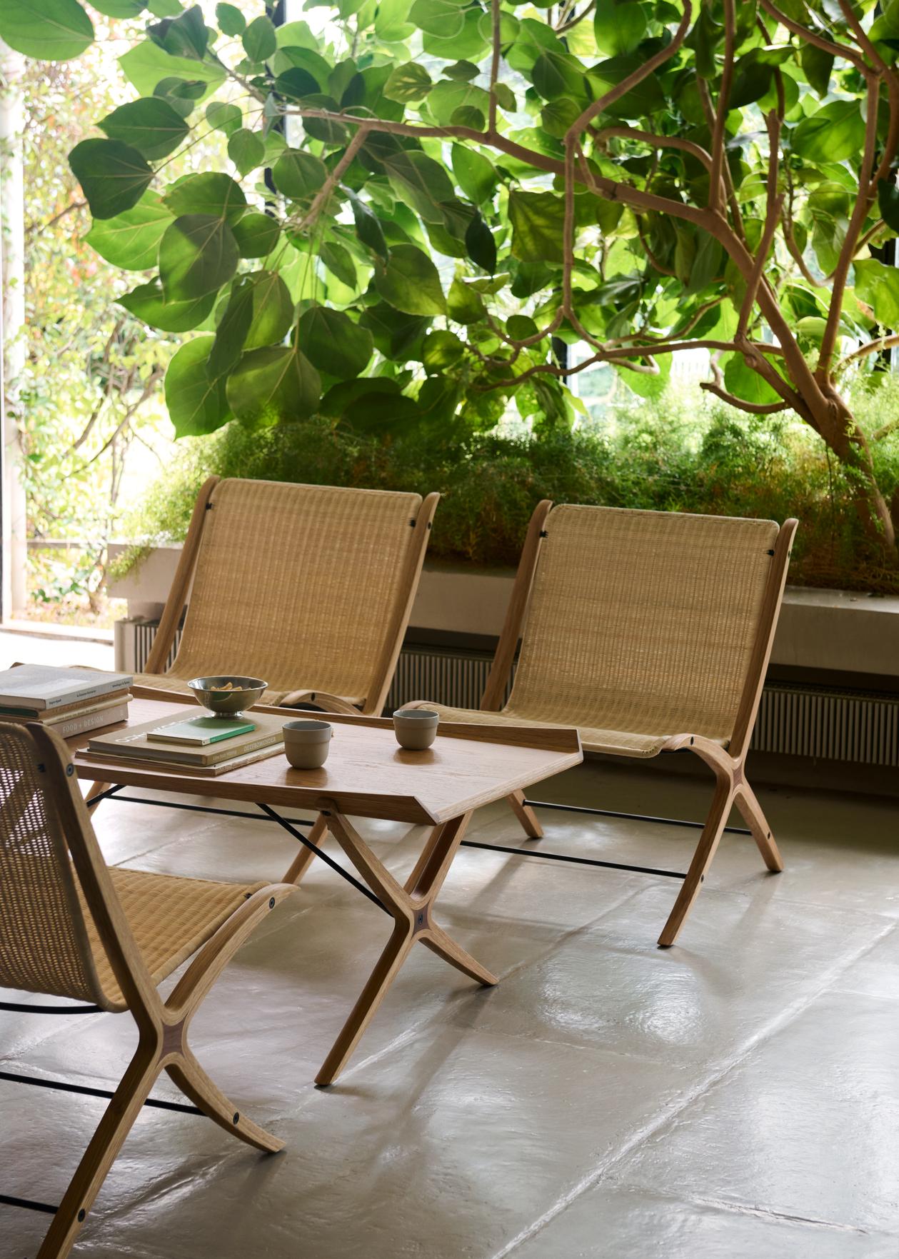 X Lounge Chair HM10